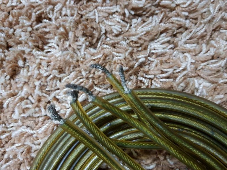 Van Den Hul The Clearwater Speaker Cable(Sold)